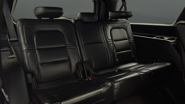 Used 2020 Black Lincoln Reserve image 26