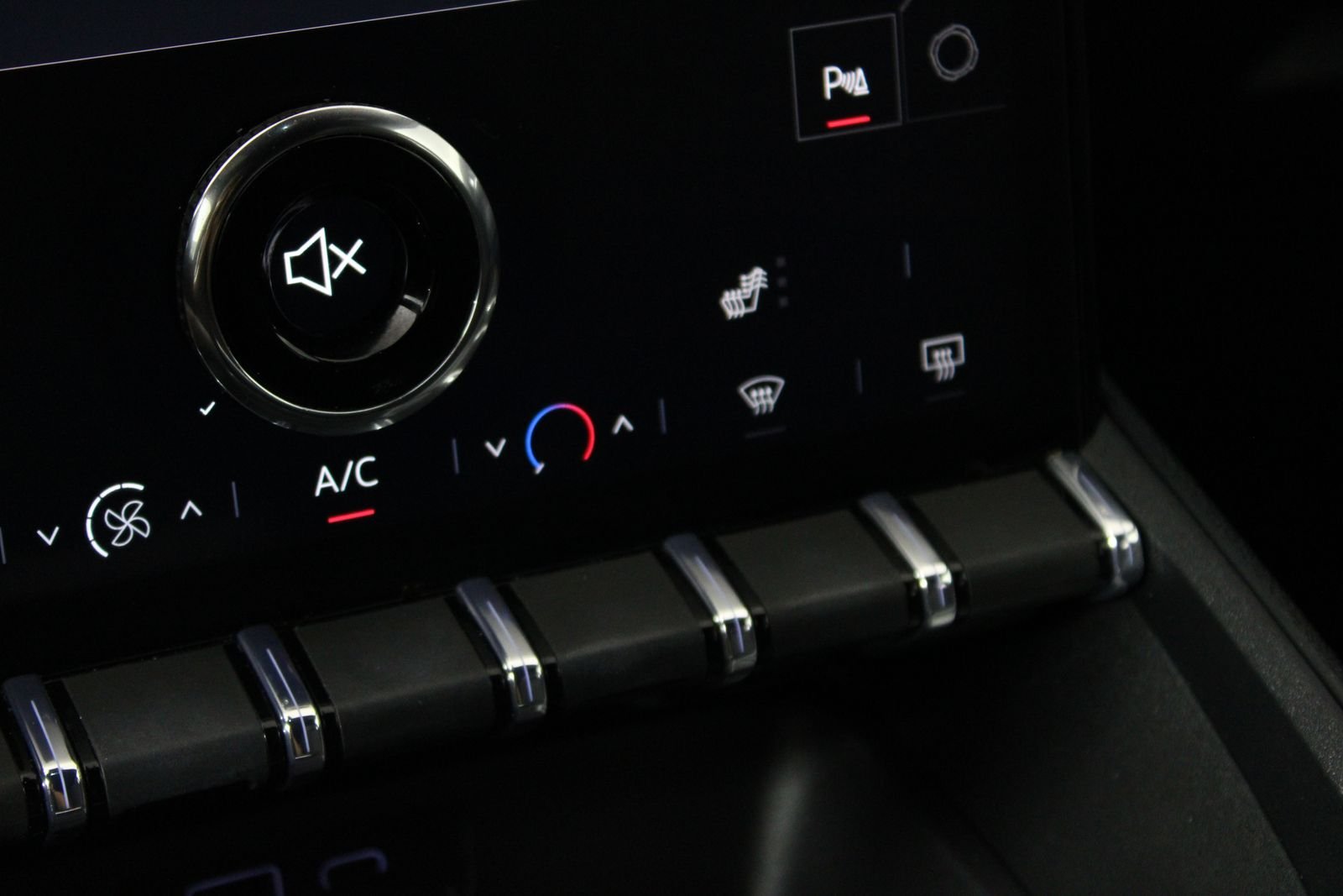 Used 2026 Black GMC Elevation image 23