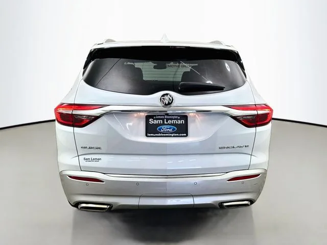 Certified Used 2018 White Frost Tri-Coat Buick Essence image 6