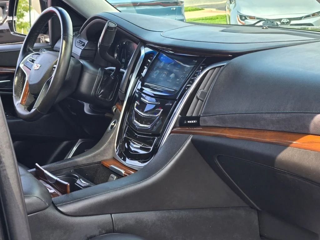 Certified Used 2018 Black Cadillac Premium image 9