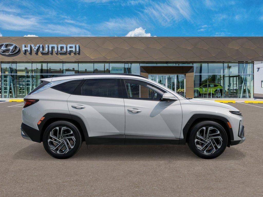 New 2026 White Hyundai SEL Plus image 7