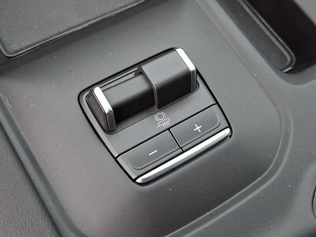 New 2026 Glacier White Tricoat GMC Denali DRW image 21