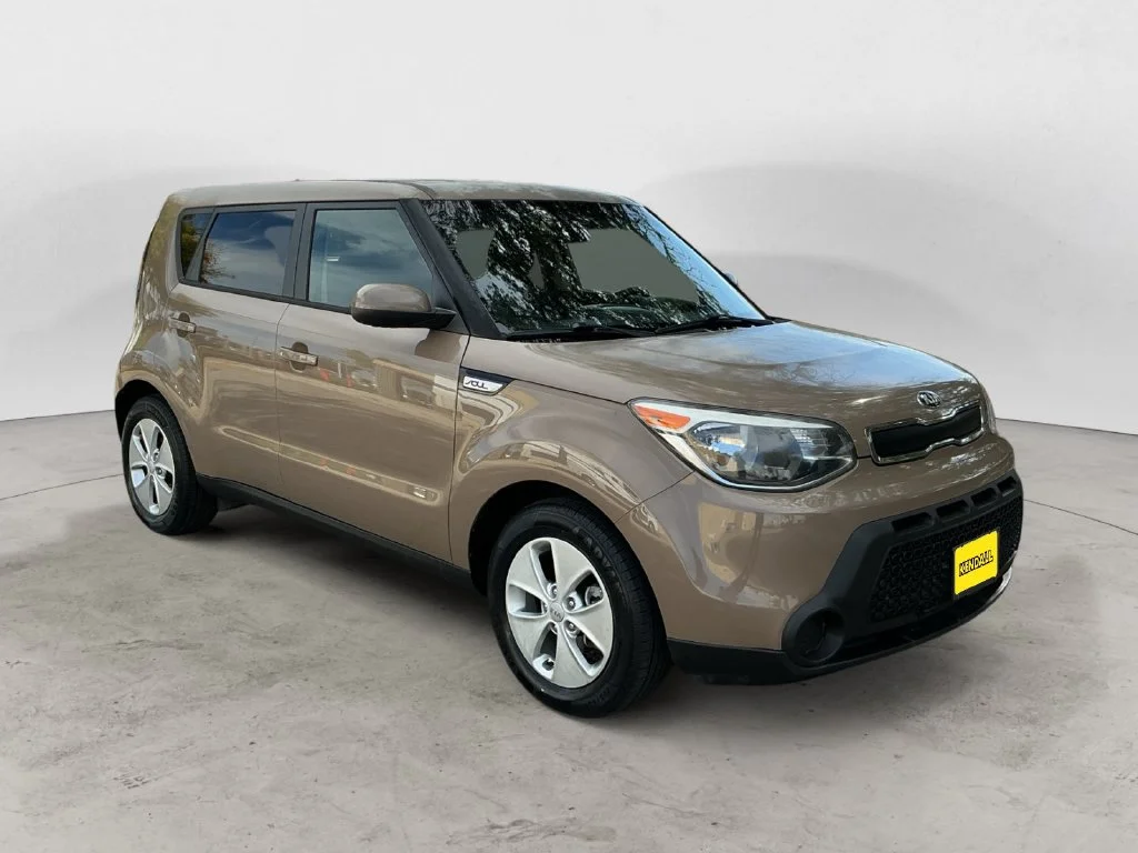 Used 2015 Brown Kia Base image 5