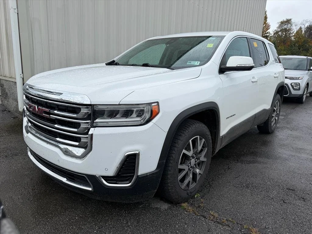 Used 2021 White GMC SLE image 2