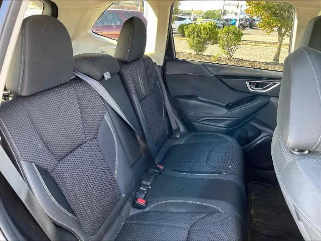 Used 2024 Crystal Black Silica Subaru  image 6