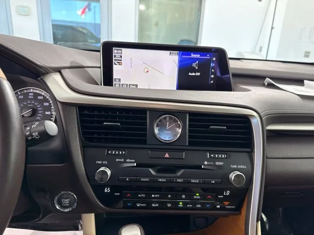 Used 2019  Lexus 350 image 25