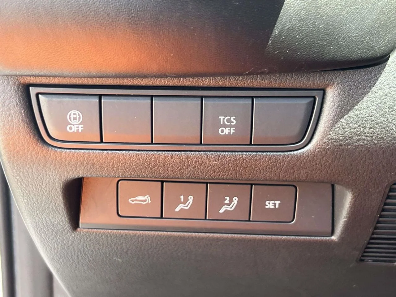 Certified Used 2025 Wind Chill Pearl Mazda 2.5 S Premium Plus Package image 33