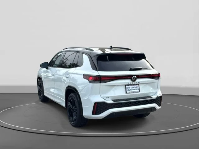 2026 Volkswagen Tiguan photo 4