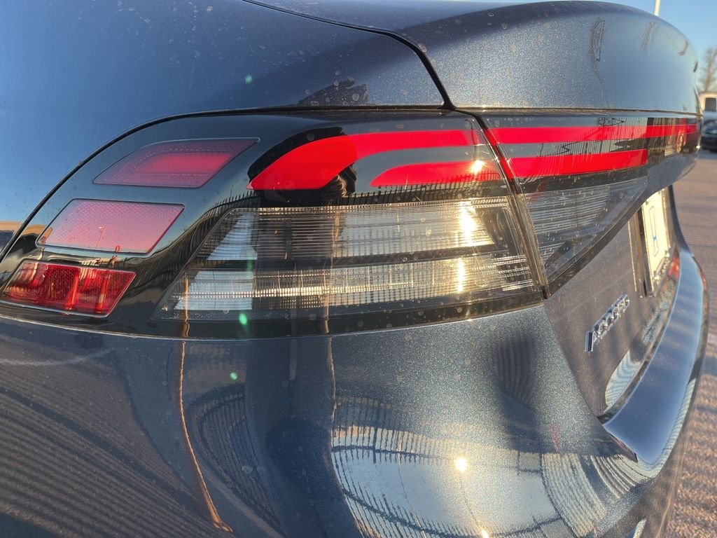 2025 Honda Accord SE - Photo 7