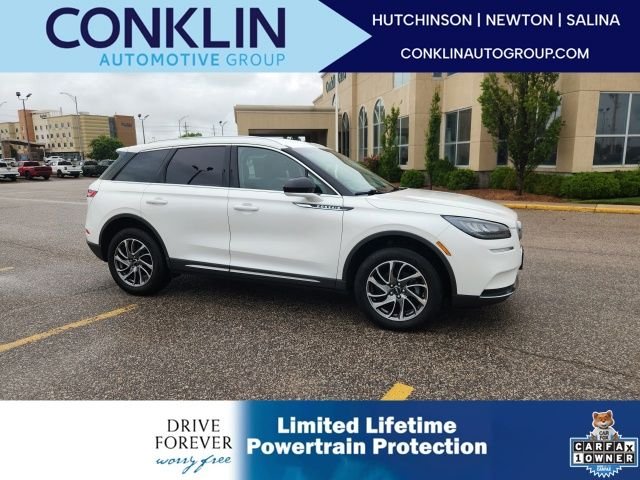 Used 2022 White Metallic Lincoln Standard image 1