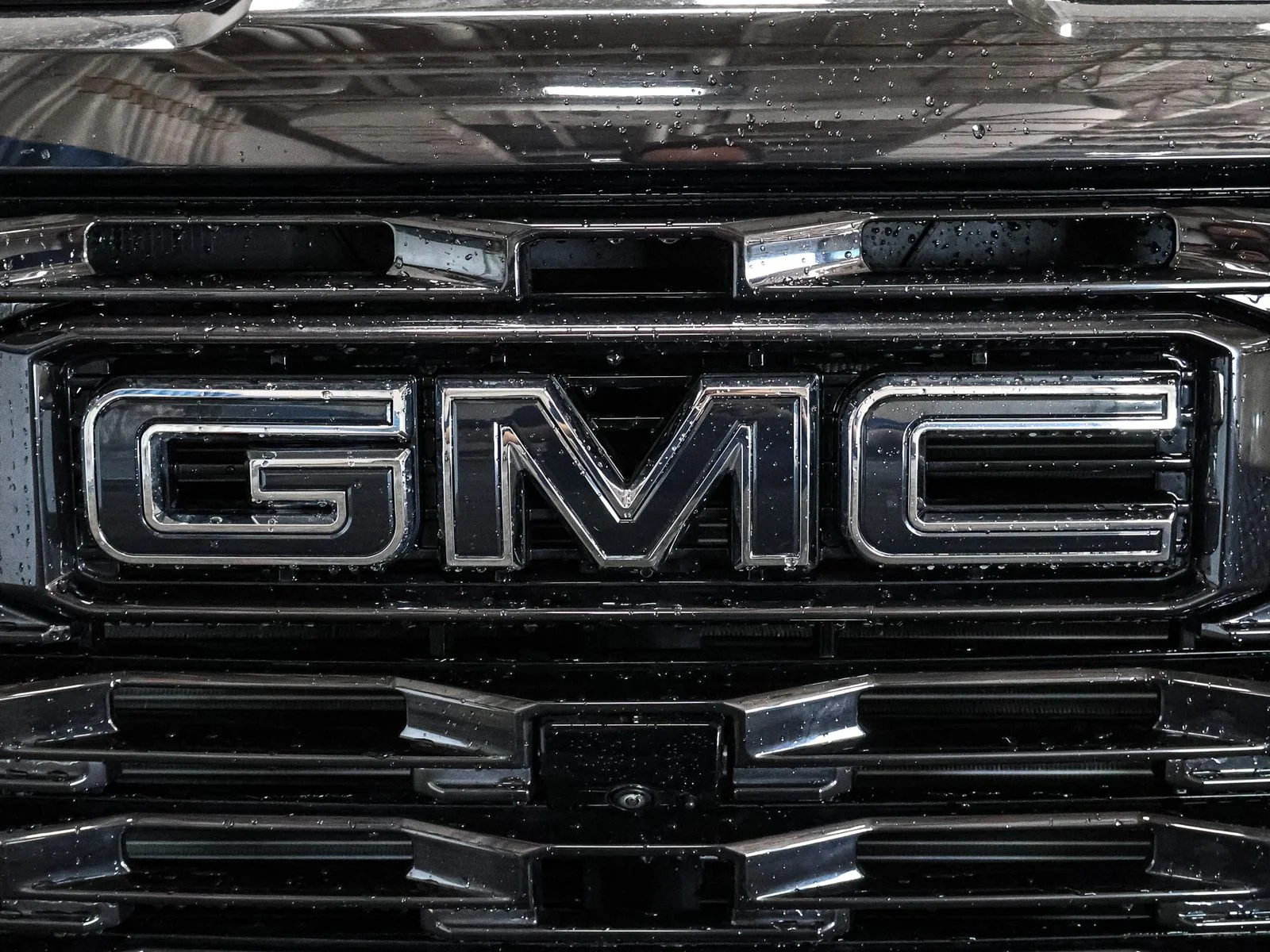 Certified Used 2024  GMC Denali Ultimate image 13