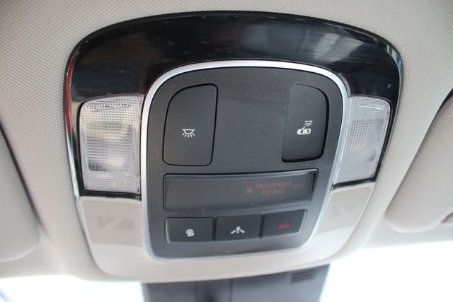 Used 2020 Gray Hyundai SEL image 11