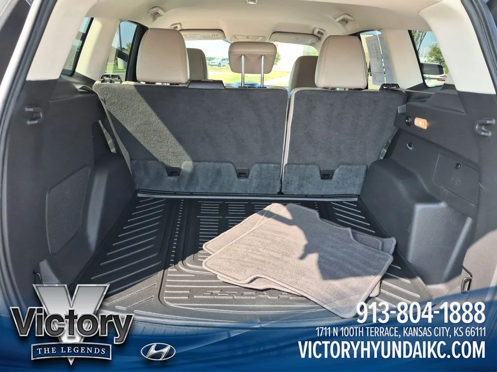 Used 2017 Gray Ford Titanium image 22