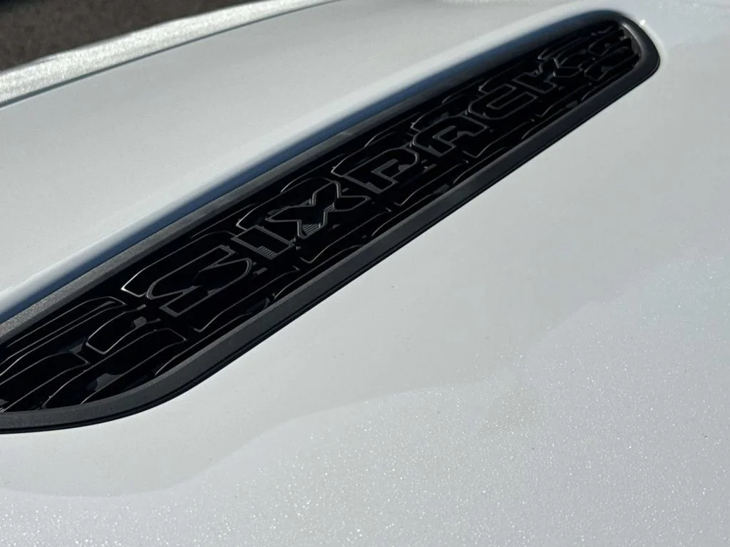 New 2026 White Knuckle Exterior Paint Dodge R/T image 5