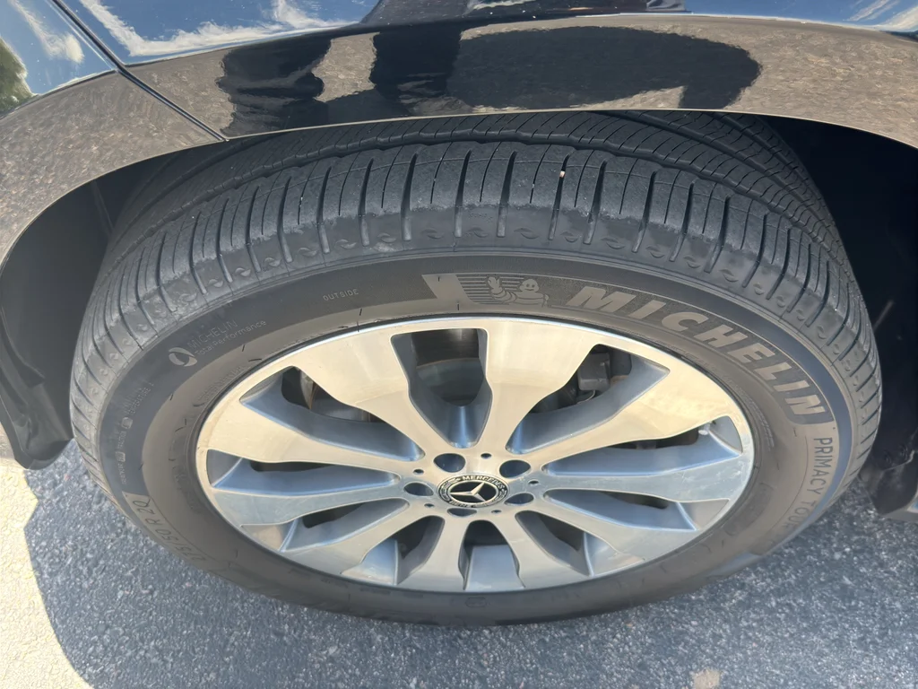 Used 2019 Black Mercedes-Benz 450 4MATIC® image 38