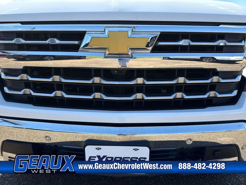 Used 2023 White Chevrolet LTZ image 4