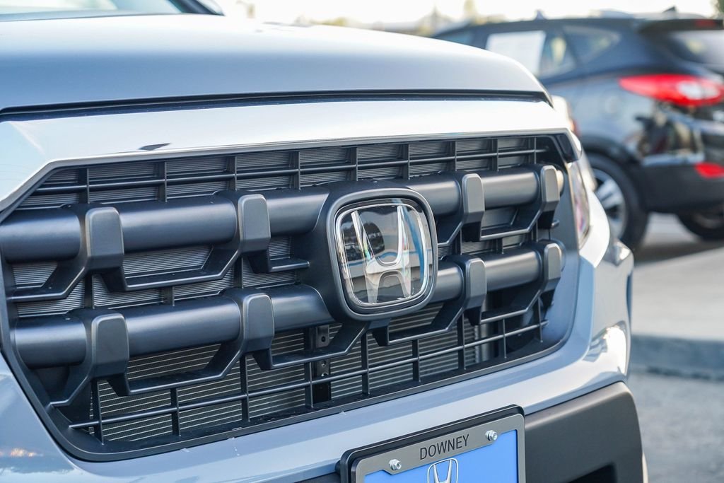 New 2026 Sonic Gray Pearl Honda RTL image 3