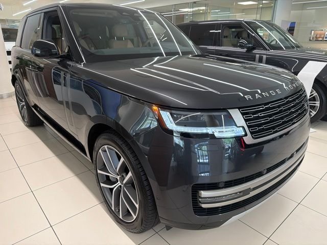 New 2026 Carpathian Grey LAND ROVER SE PHEV image 6