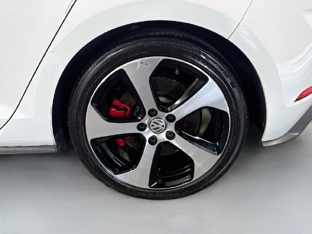 Used 2019 Pure White Volkswagen Autobahn image 32