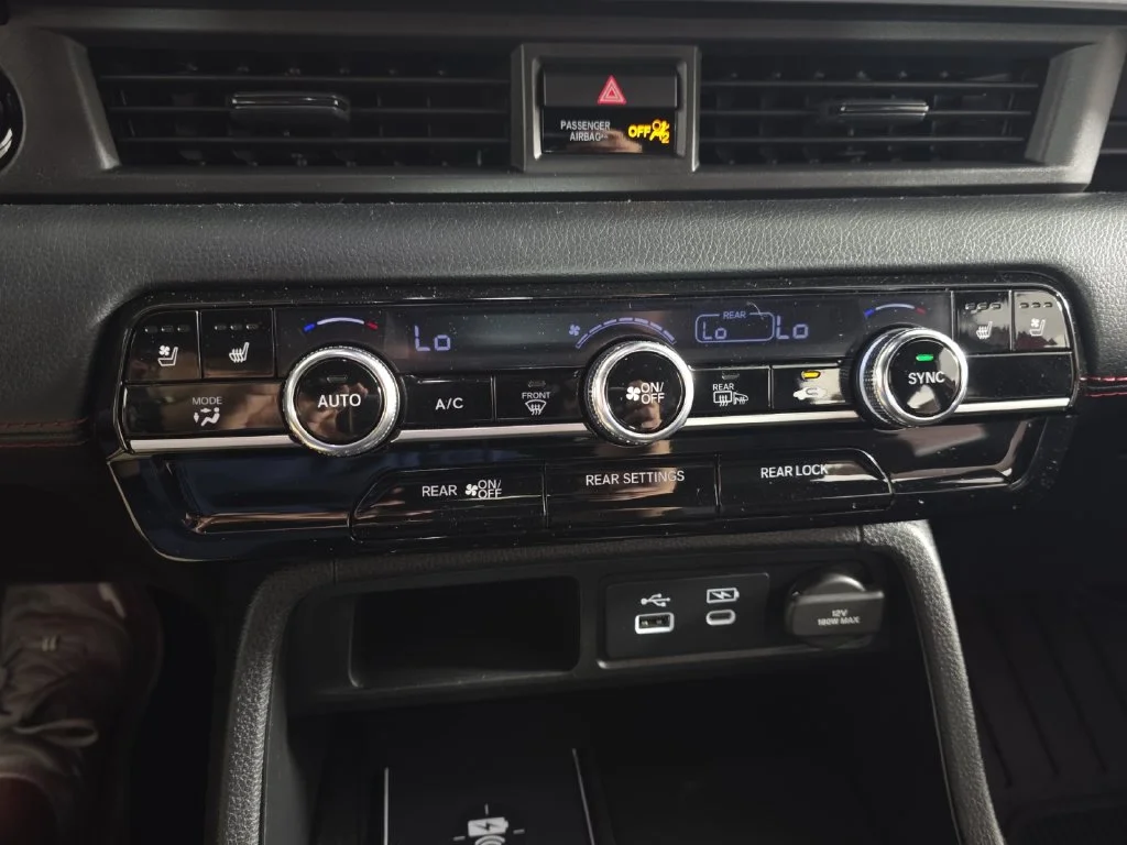 2025 Honda Pilot Black Edition - Photo 19