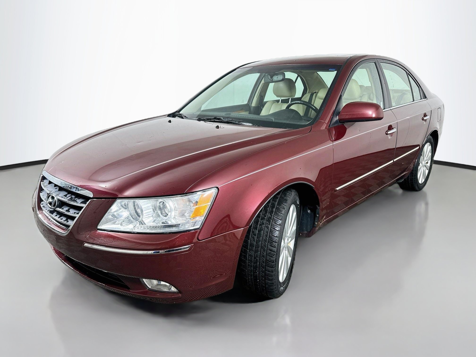 Used 2009 Dark Cherry Red Hyundai Limited image 3