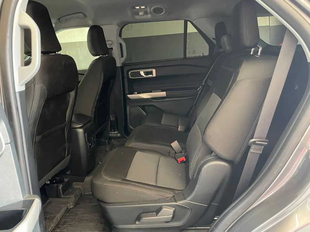 Used 2024 Gray Ford XLT image 16