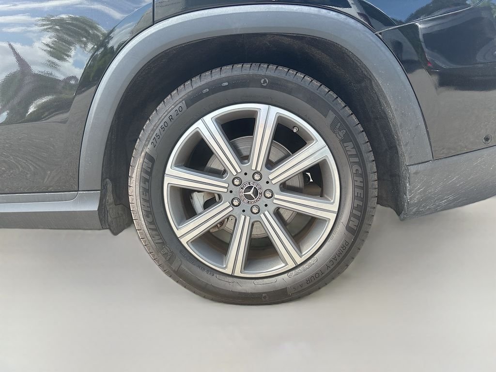Used 2022 Black Mercedes-Benz GLS 450 image 11