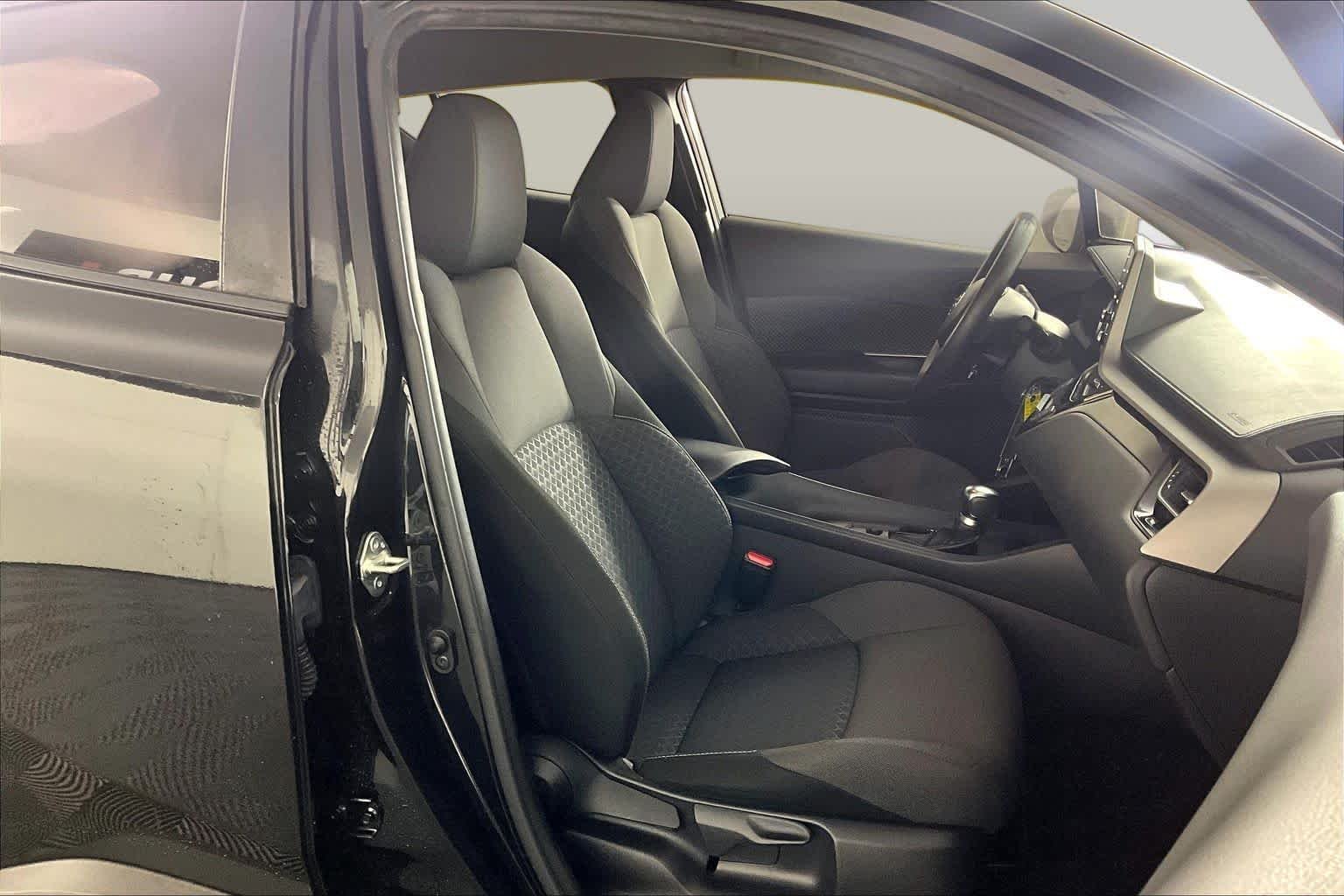 Used 2020 Black Sand Pearl Toyota LE image 9