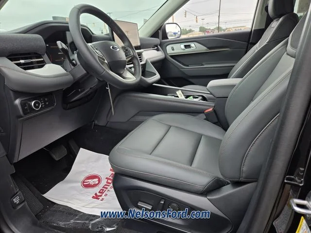 New 2026 Agate Black Metallic Ford Active image 7