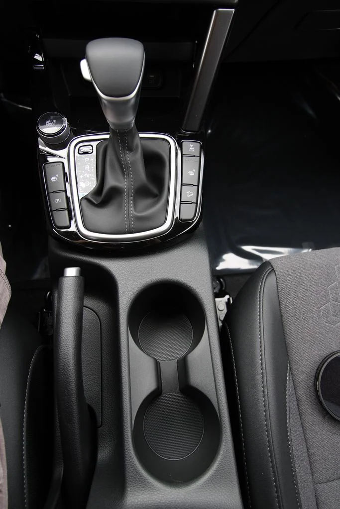 New 2026 Pluton Blue / Black Roof Kia S image 25