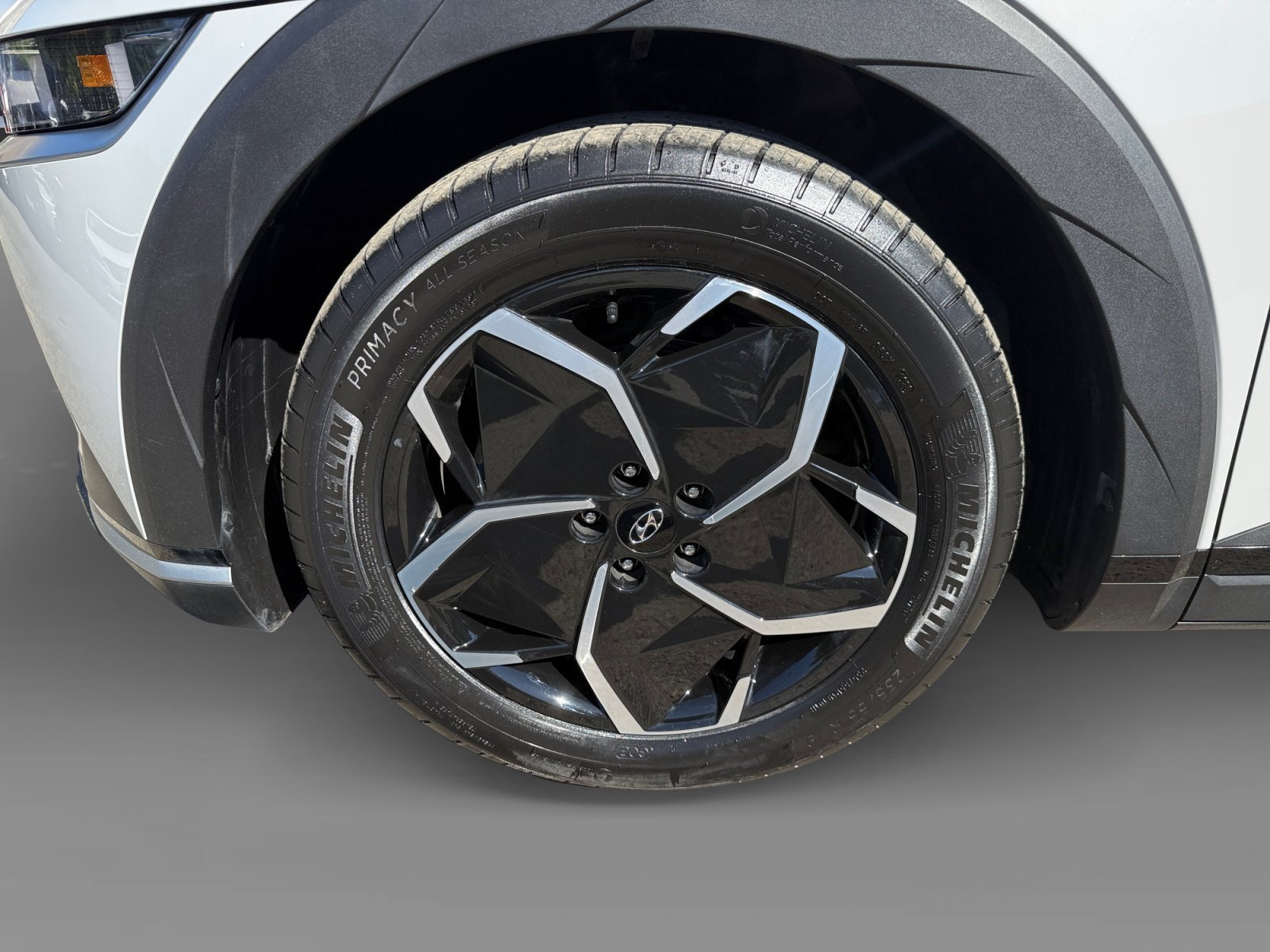 Certified Used 2024 Cyber Gray Hyundai SEL image 9