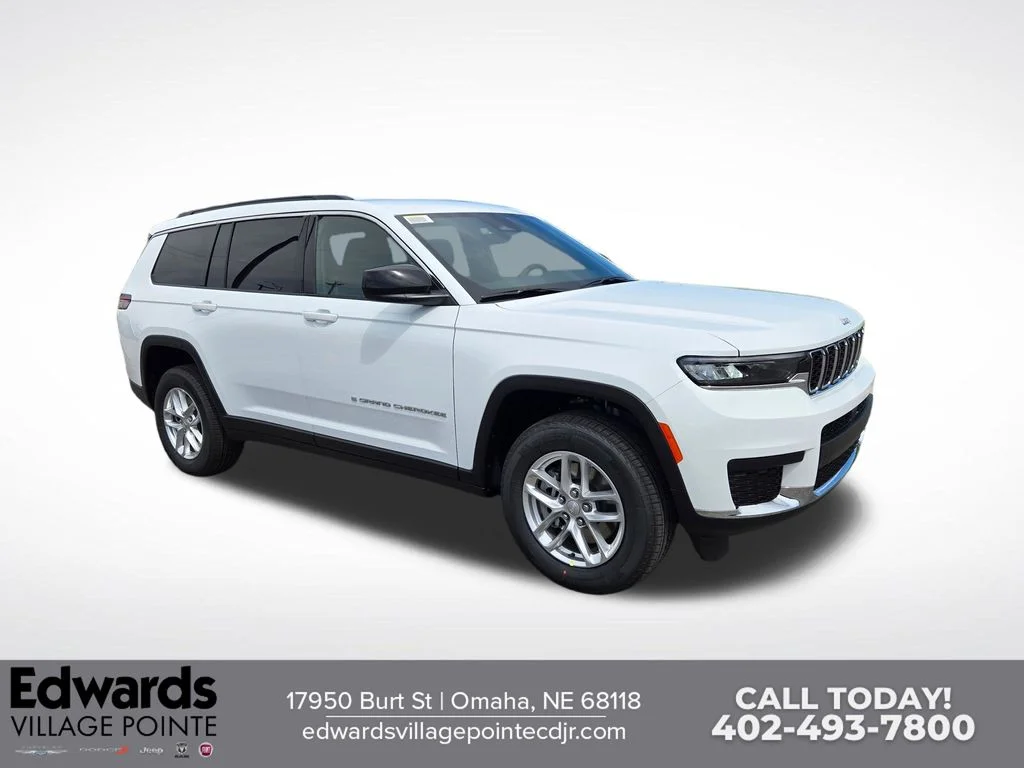 New 2026 Bright White Clear-Coat Exterior Paint Jeep Laredo image 1