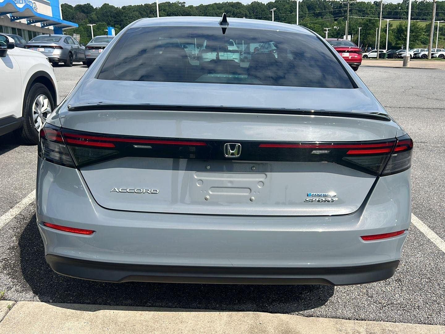 Used 2023 Urban Gray Pearl Honda Sport image 3