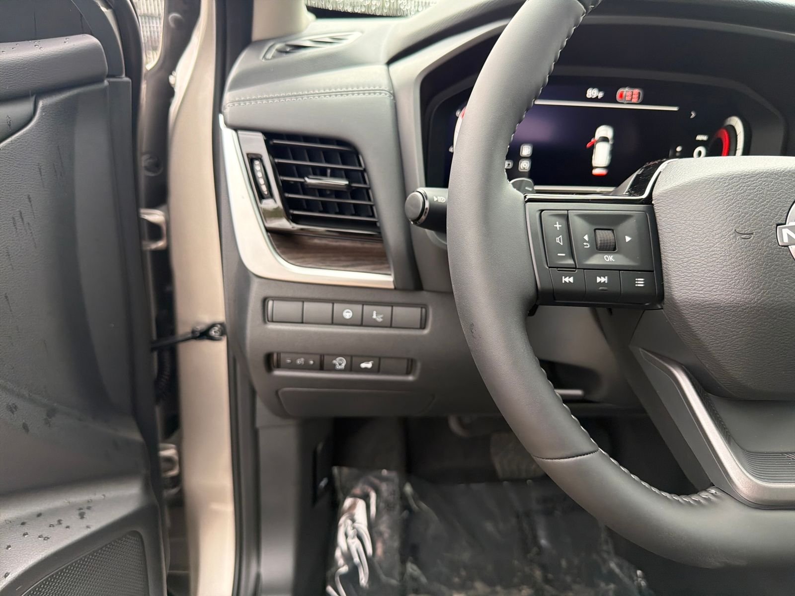 New 2026 Silver Nissan Platinum image 15