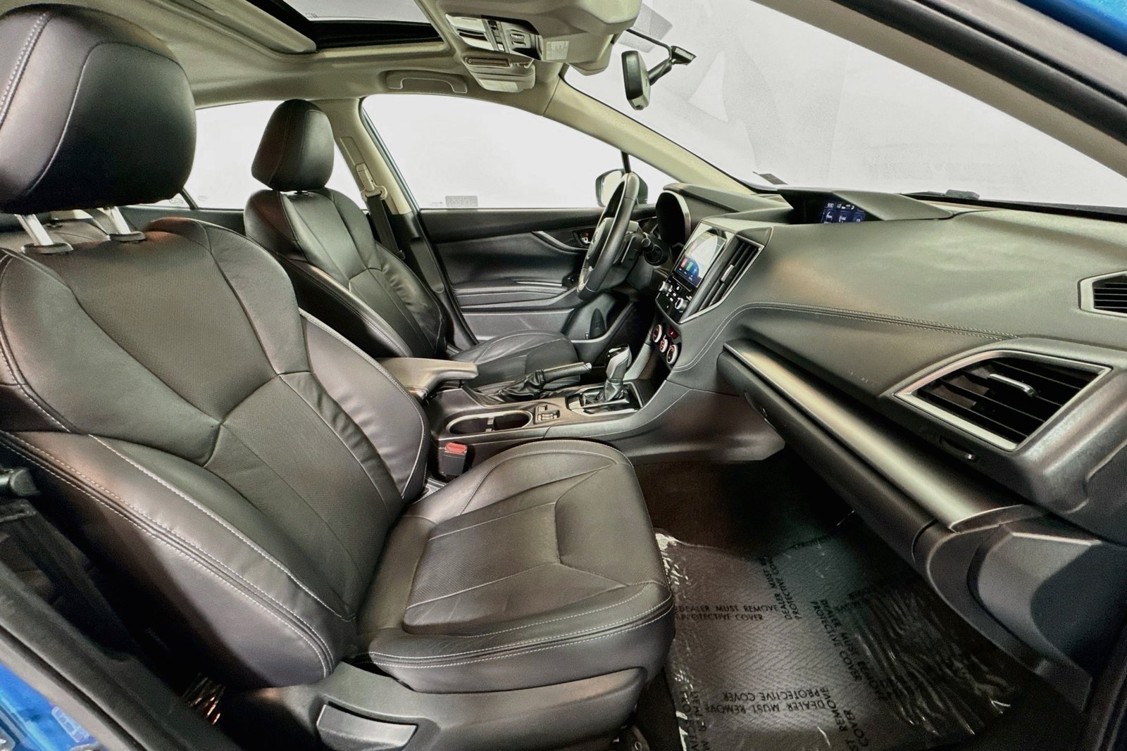 Used 2018 Island Blue Pearl Subaru Limited image 26