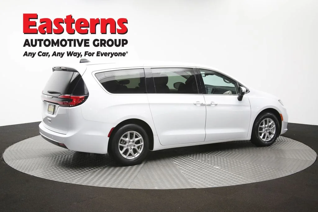 Used 2023 White Chrysler Touring L image 43