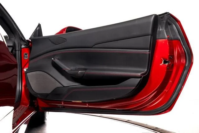 Certified Used 2018 Rosso Fiorano Ferrari  image 64
