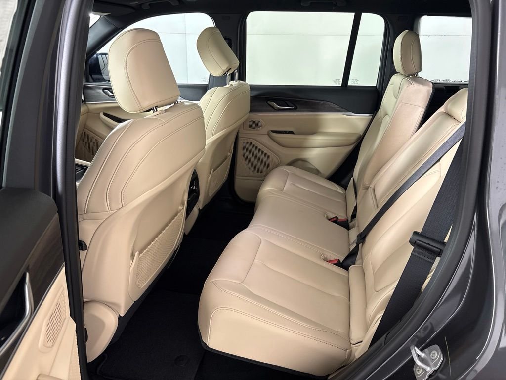 New 2026 Baltic Gray Metallic Clearcoat Jeep Limited image 24
