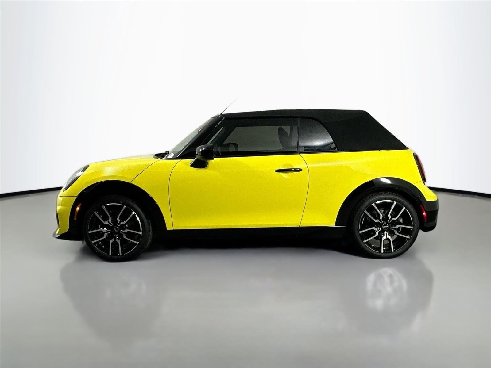Used 2026 Sunny Side Yellow MINI Cooper S image 8