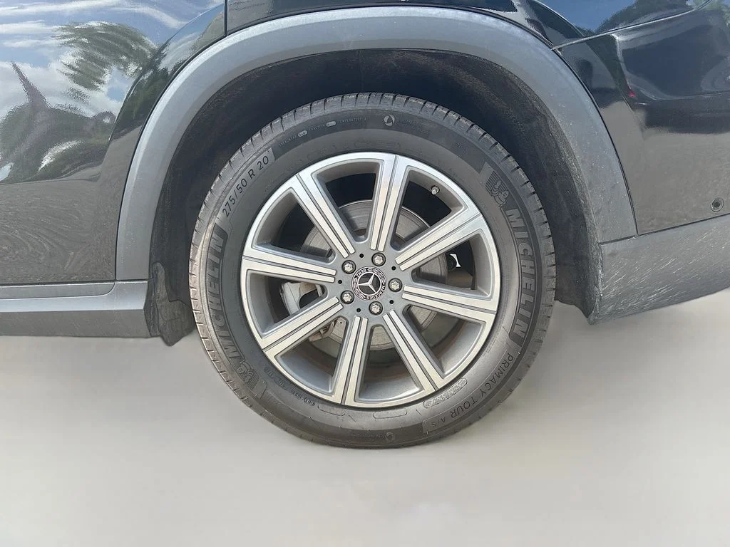Used 2022 Black Mercedes-Benz GLS 450 image 11