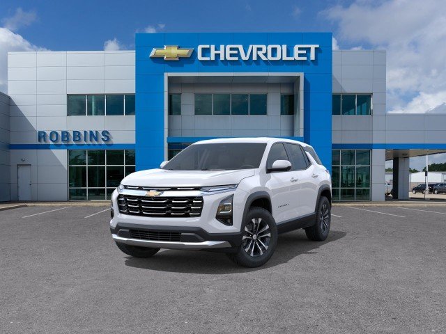 2027 Chevrolet Equinox LT - Photo 8