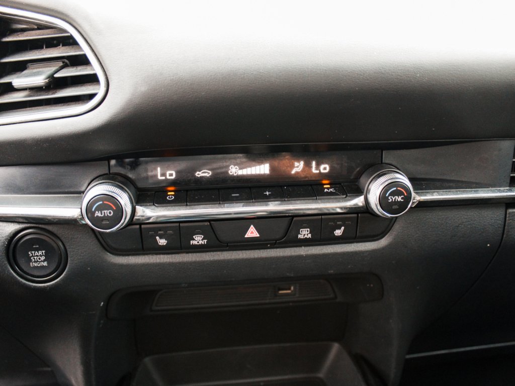Used 2020 Snowflake White Pearl Mica Mazda Premium Package image 17