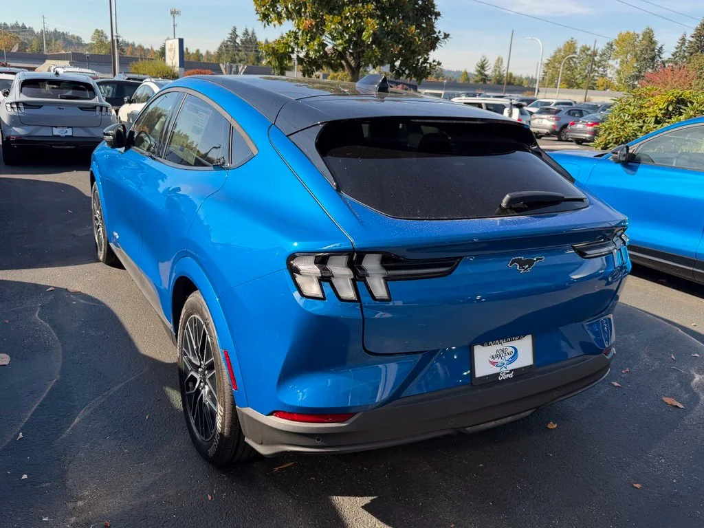 New 2026 Velocity Blue Metallic Ford Premium image 9