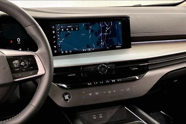 Used 2025 Brilliant Silver Metallic Nissan SL image 7