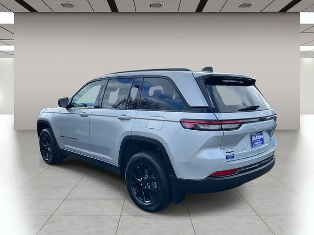 New 2025 Silver Zynith Exterior Paint Jeep  image 6