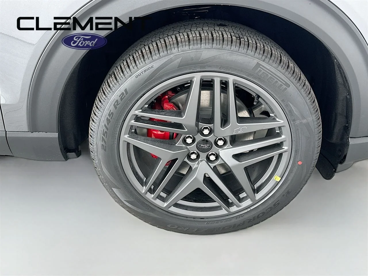 New 2026 Carbonized Gray Metallic Ford ST-Line image 36