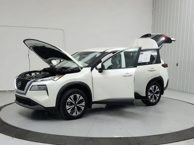 Used 2023 White Nissan SV image 11