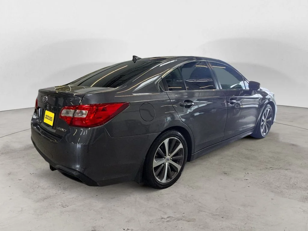 Used 2019 Gray Subaru 2.5i image 5