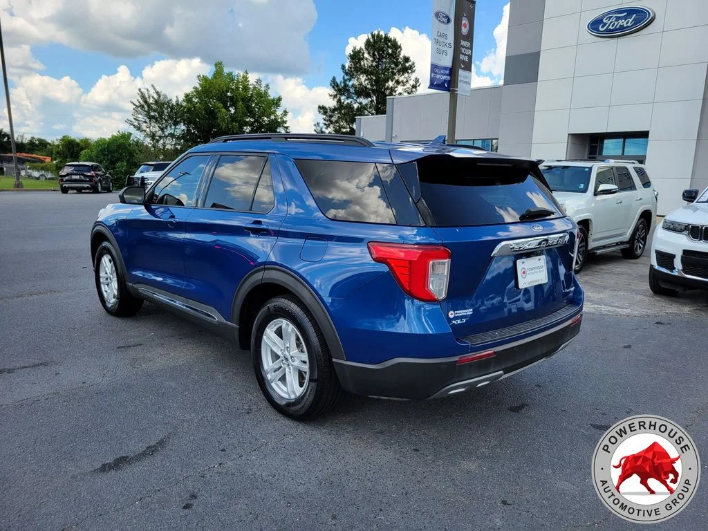 Used 2020 Blue Ford XLT image 4
