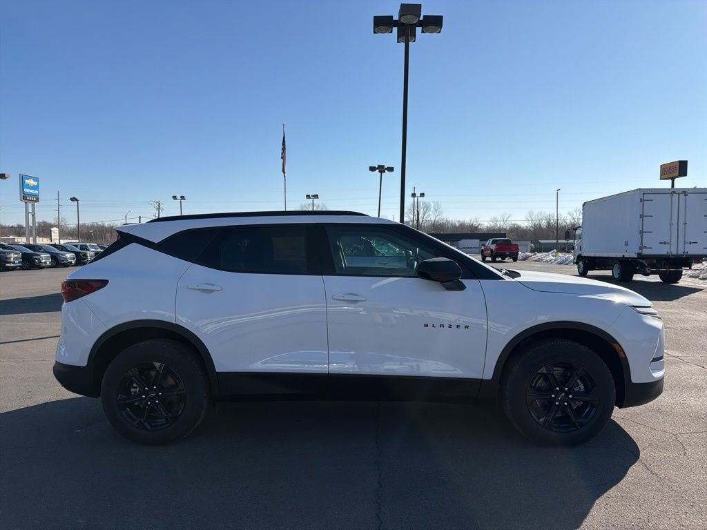 2026 Chevrolet Blazer 2LT - Photo 2